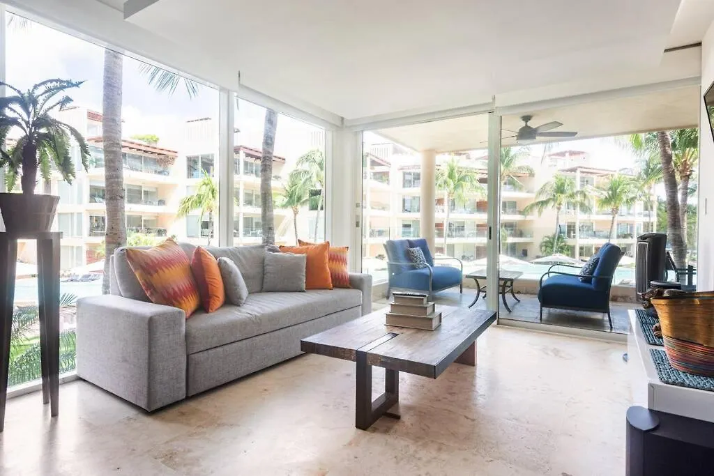 Amazing Beach Front Condo At Elements Playa Del Carmen