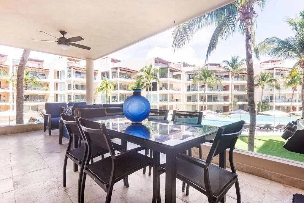 Amazing Beach Front Condo At Elements Playa Del Carmen