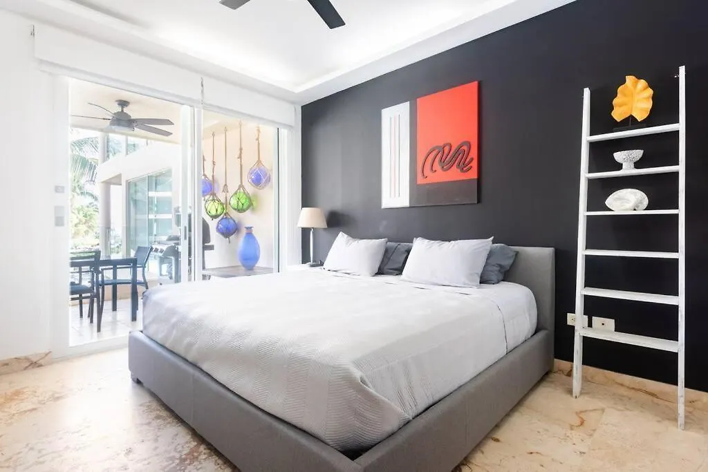 Amazing Beach Front Condo At Elements Playa Del Carmen