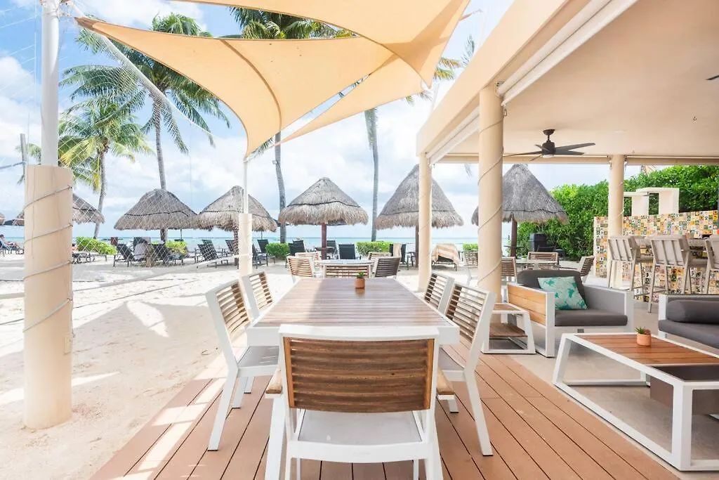 Apartment Amazing Beach Front Condo At Elements Playa Del Carmen