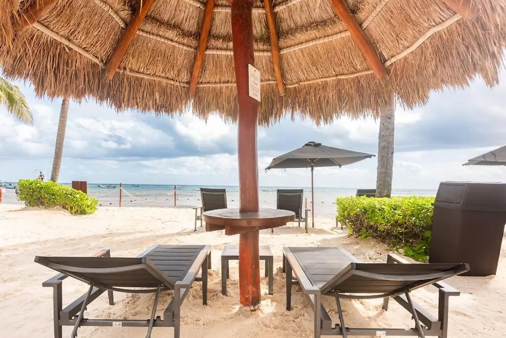 Apartment Amazing Beach Front Condo At Elements Playa Del Carmen