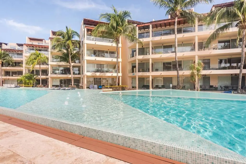 Apartment Amazing Beach Front Condo At Elements Playa Del Carmen Mexico